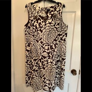 New Directions sleeveless linen dress